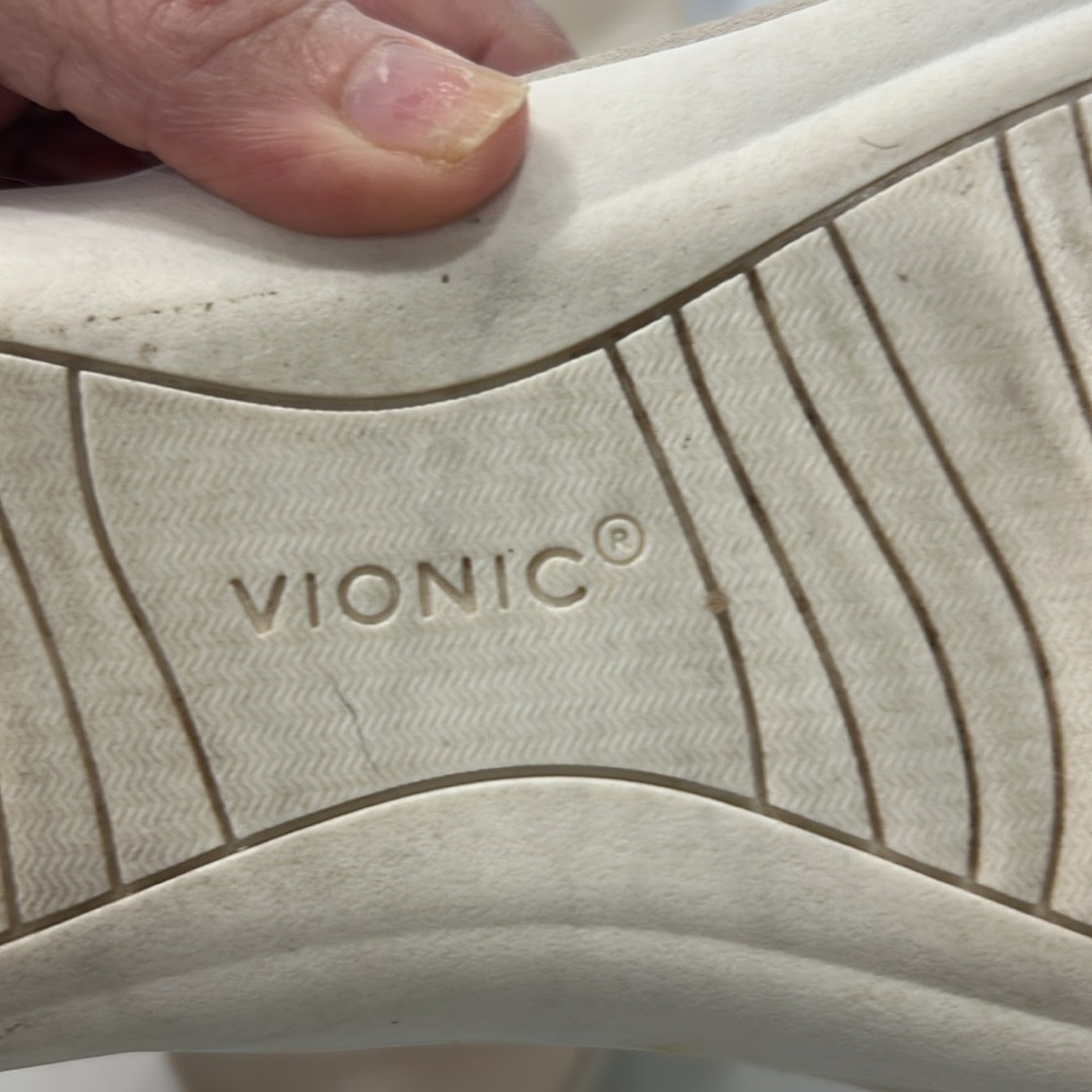 Vionic Corlee Women’s Adjustable Slide Supportive… - image 8